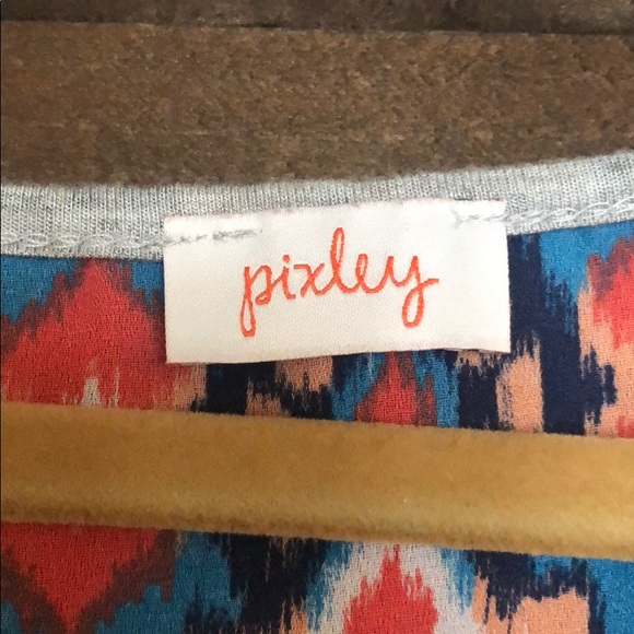 Pixley Gray & Colorful Ikat Top - Med - Picture 3 of 4